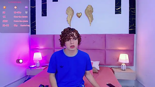 Skyee angel online show from February 2026 07:43:01 PM