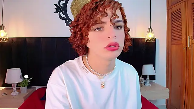 Skyee angel online show from April 2026 07:36:01 PM