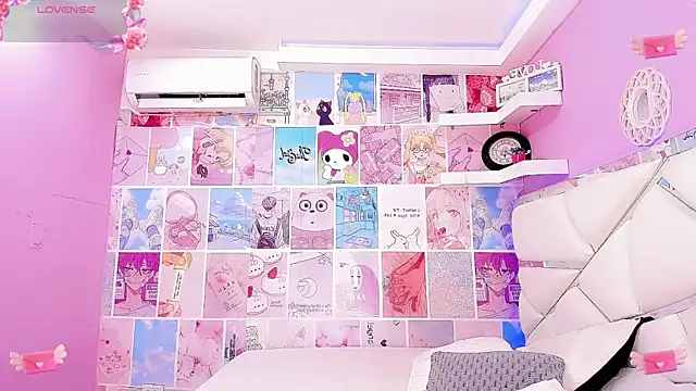 DaleskaSanchez online show from April 2026 08:33:01 PM