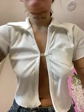 LauraRaider online show from July 2026 08:56:01 PM