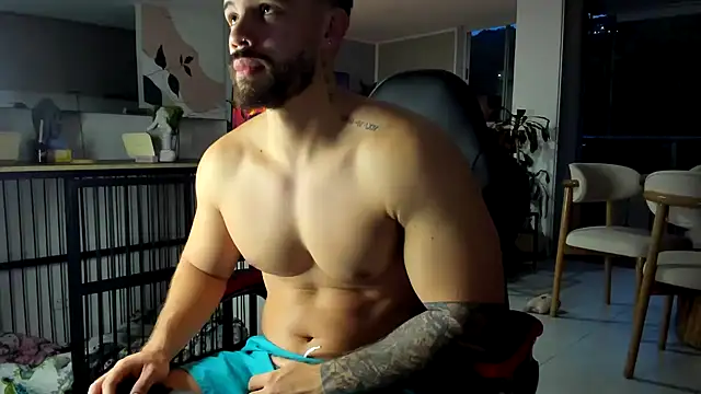 Snapshot of Valenthino_Salvatore chatting on July 2026 11:33:02 PM Valenthino Salvatore online show from July 2026 11:33:02 PM