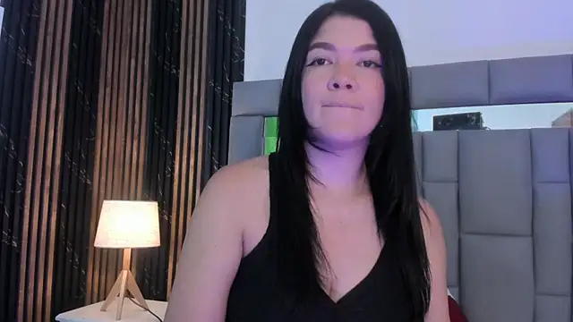 amaia santini online show from July 2026 07:07:02 PM