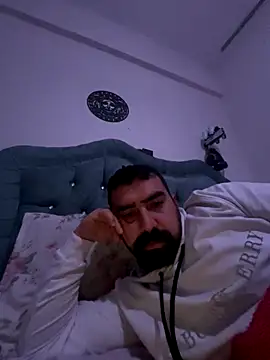 Ali2413 online show from December 2025 09:43:01 PM