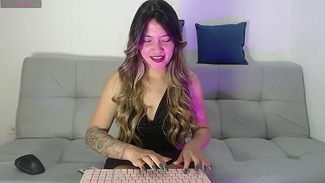 hanna  jones7 online show from January 2026 10:46:01 PM