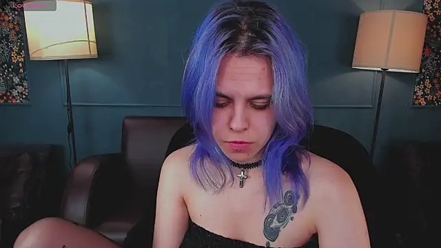 LiraBelle online show from March 2026 03:17:01 PM