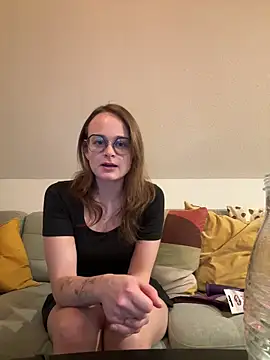 norafack33 online show from February 2026 05:05:02 PM