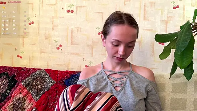 Snapshot of PaulaTisch chatting on March 2026 03:18:01 PM PaulaTisch online show from March 2026 03:18:01 PM