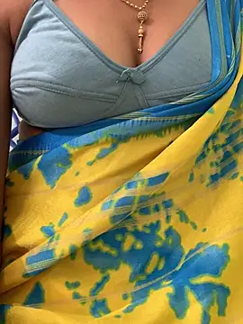 Snapshot of honeygirl6996 chatting on August 2026 06:45:01 AM honeygirl6996 online show from August 2026 06:45:01 AM