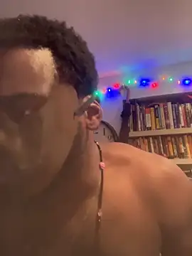 BlackWood777777 online show from December 2025 12:38:02 AM