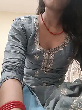 Snapshot of Dil-se-queen-321 chatting on June 2026 06:23:02 PM Dil-se-queen-321 online show from June 2026 06:23:02 PM