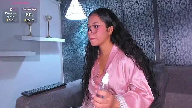 AmberRoses  online show from December 2025 01:17:02 PM