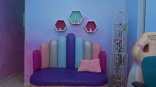 KateSkinny online show from January 2026 11:34:01 AM