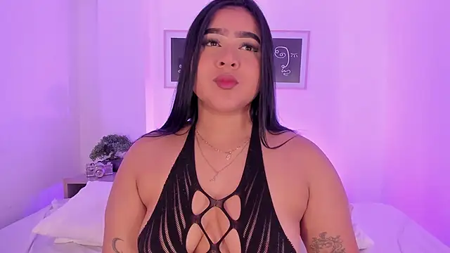 Snapshot of alejandrarojas_ chatting on April 2026 01:03:01 PM alejandrarojas online show from April 2026 01:03:01 PM