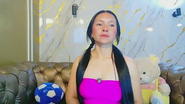 Cloe16  online show from February 2026 07:24:02 PM