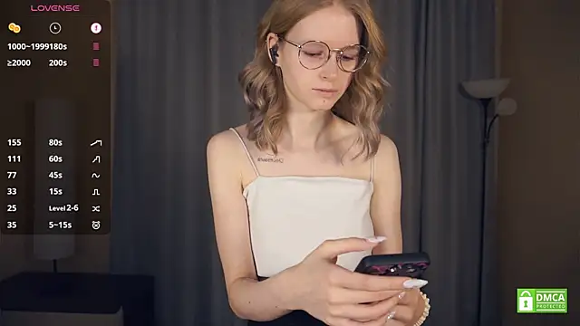 ToyaPletz online show from January 2026 07:28:02 PM