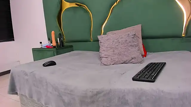 RoxanneBloom online show from March 2026 04:08:02 AM