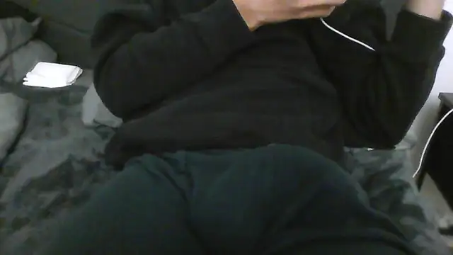 latinman7944 online show from April 2026 06:30:01 AM