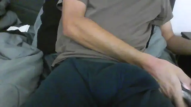 latinman7944 online show from April 2026 06:46:01 AM