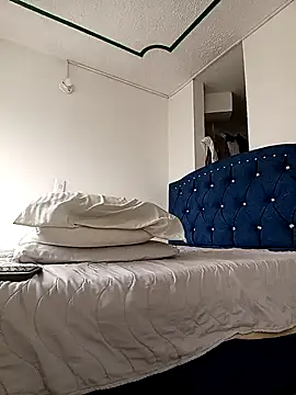 man black hot24 online show from April 2026 12:05:02 PM