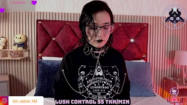 Kiri Velvet online show from June 2026 08:14:02 PM
