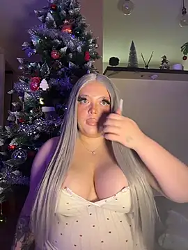 LaylaCupidd online show from December 2025 06:04:02 PM