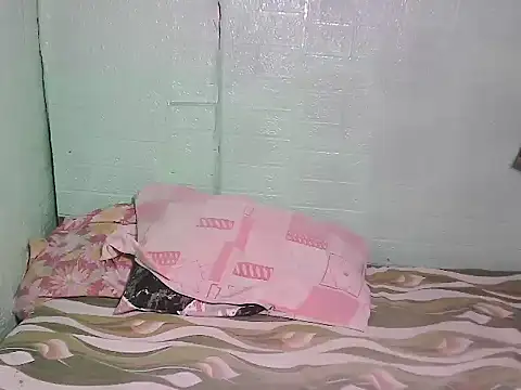 Smilinglovely online show from July 2026 06:42:02 AM