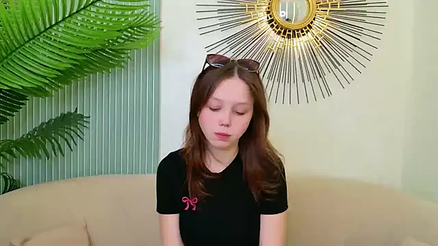 Samantha Martines online show from March 2026 10:34:02 AM