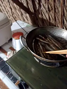 Lin-kute98 online show from March 2026 12:49:01 PM