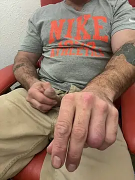 2addictivelyhorny online show from February 2026 09:34:01 AM