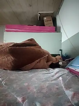 LianLaz online show from November 2025 05:09:02 AM