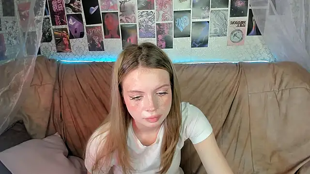 AlysaMeow online show from May 2026 08:07:02 PM