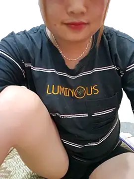 mai-mai-97 online show from April 2026 03:23:01 PM