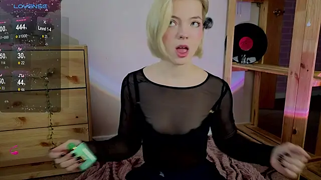 Me1inMonro online show from December 2025 05:36:02 AM