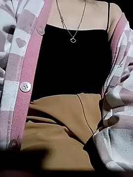 NariShow online show from April 2026 07:58:01 PM