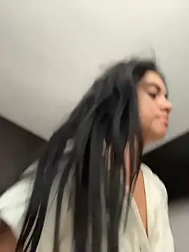 Miia moonn online show from January 2026 12:29:02 PM