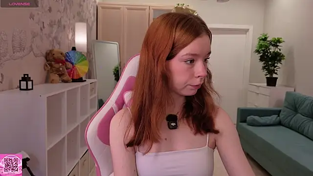 Snapshot of eva_aria chatting on June 2026 01:05:01 AM eva aria online show from June 2026 01:05:01 AM