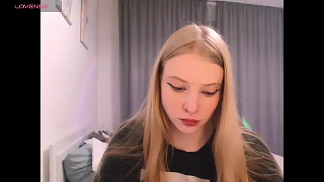  Milana Sparkl75  online show from November 2025 01:41:02 AM