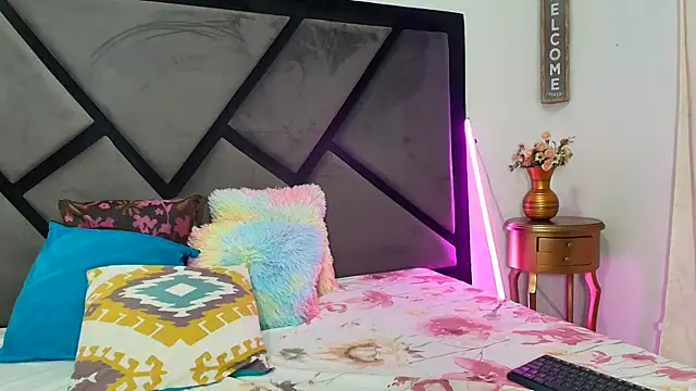 TashaNaughty4u online show from December 2025 12:14:02 PM