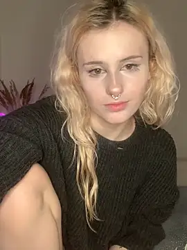 MilaElin online show from December 2025 10:29:02 PM