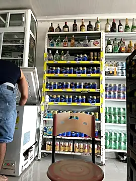 OliverWest04 online show from December 2025 06:27:01 PM