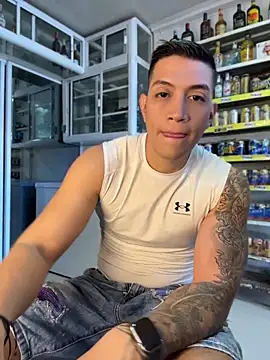 OliverWest04 online show from April 2026 08:20:01 PM