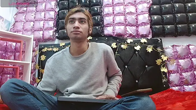 andresdark 07 online show from January 2026 06:53:02 PM