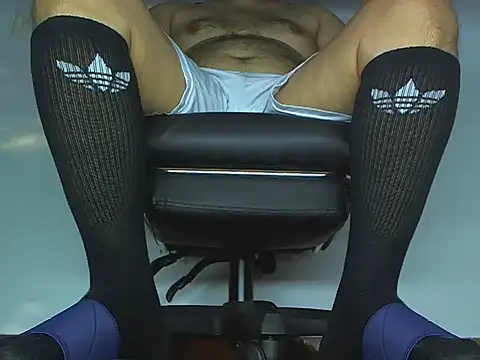 Alphacashmaster777 online show from April 2026 10:27:01 PM