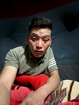 sanu551 online show from December 2025 12:36:01 PM