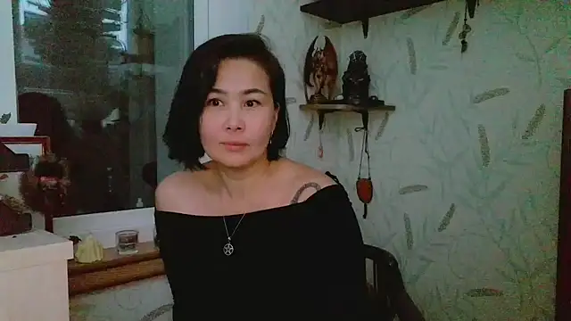 Nettie Allie online show from November 2025 01:03:01 PM