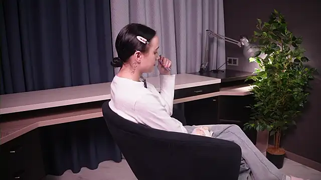 JesseGudgel online show from November 2025 10:41:02 AM