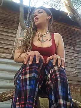 Snapshot of Horny_hippie chatting on January 2025 09:19:01 PM Horny hippie online show from January 2025 09:19:01 PM