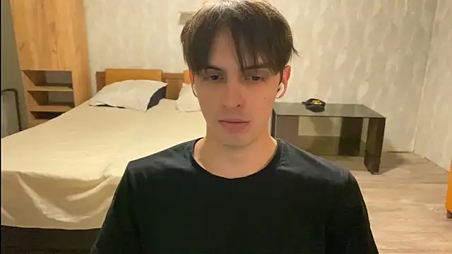 joshnovaq online show from May 2026 07:43:01 PM