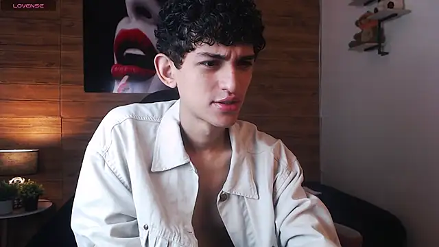 Michaelkoiv online show from April 2026 12:33:01 PM