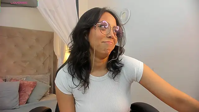 Scarlett musik online show from February 2026 02:00:02 PM